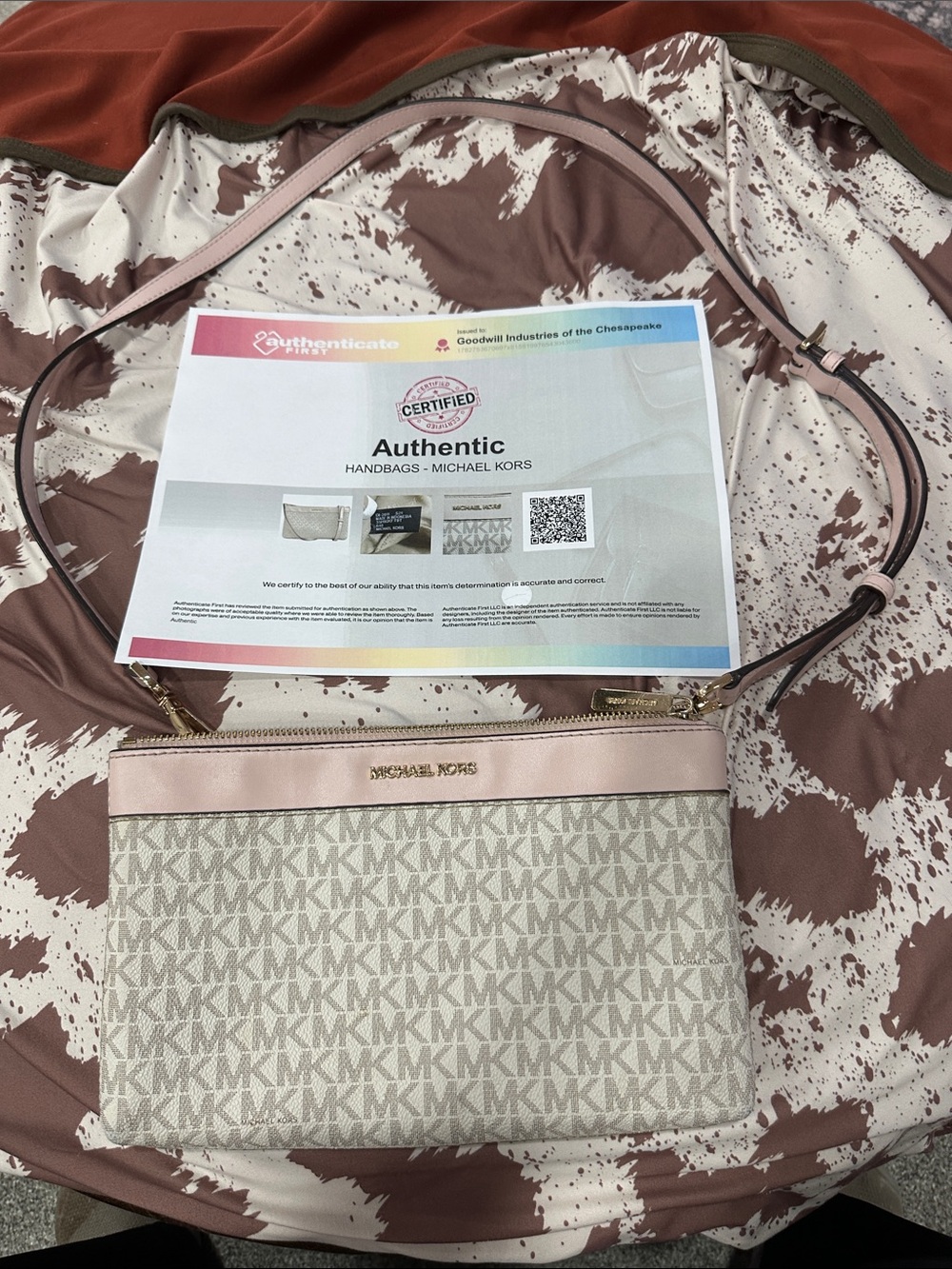 Michael Kors Crossbody with Pale Pink Trim Gold Hardware